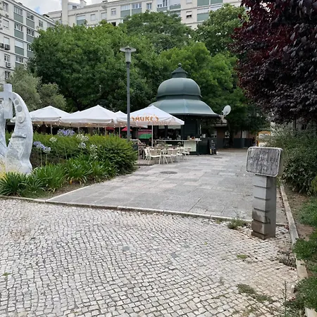 Ladocelar 1 ליסבון
